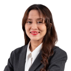 Dr Farhana Fadzli