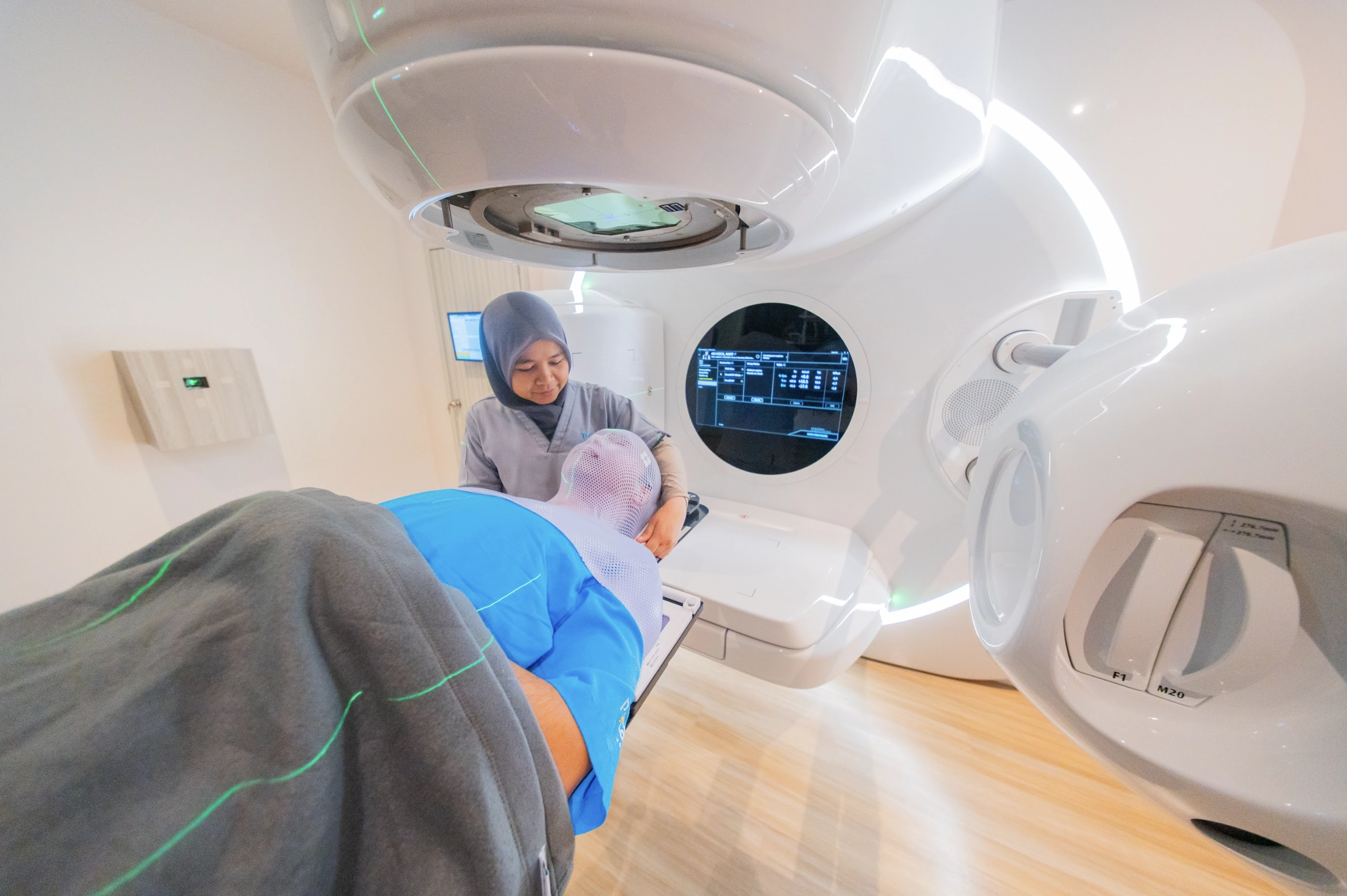 Launch of Elekta Harmony Pro